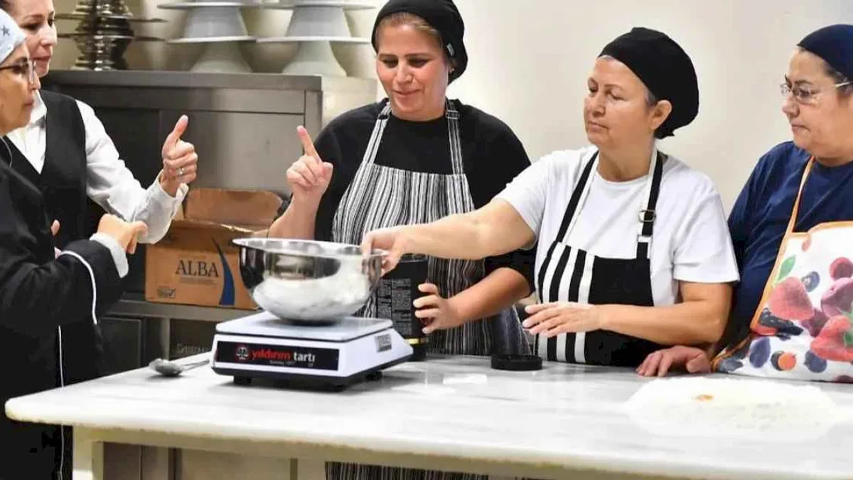 İşaret diliyle pasta yaptılar