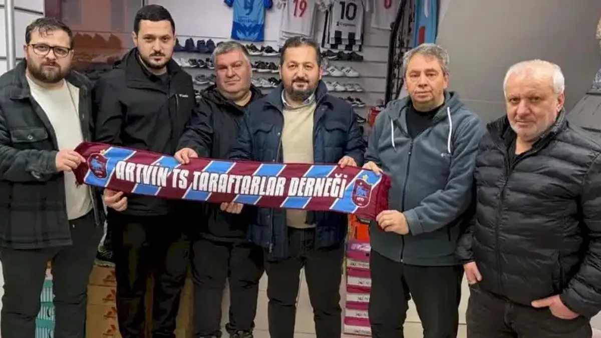 Sertaç Güven’den Artvinli gençlere stattan maç izleme desteği