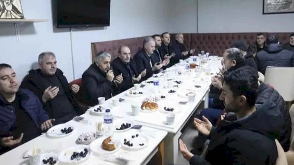 Bursa İnegöl'de 'Bereket Sofrası' bu hafta Emir Sultan'da kuruldu