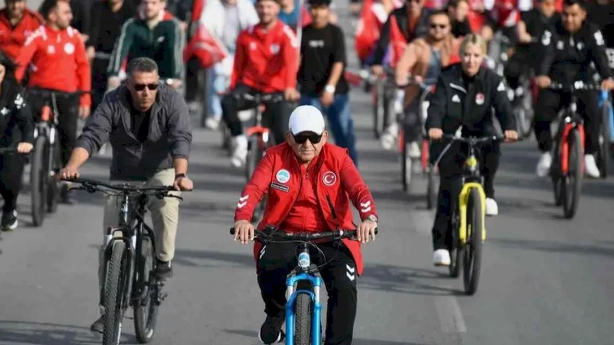 Kayseri 'Cumhuriyetin Gücüyle' pedalladı