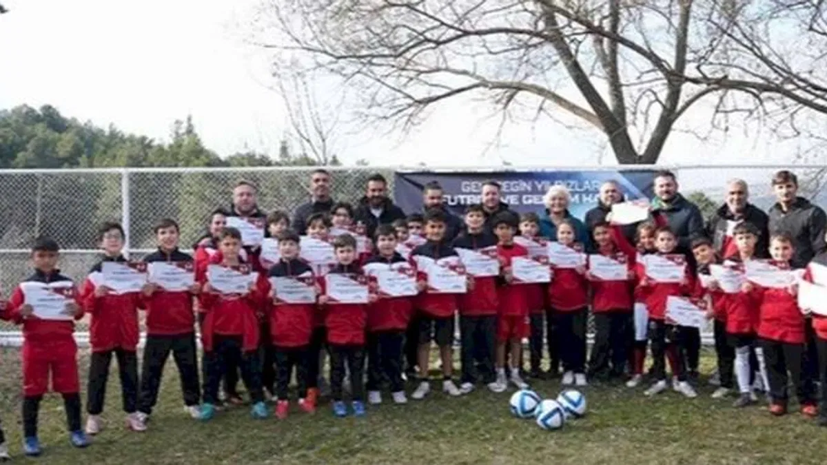 Denizli’de geleceğin yıldızları futbol kampında buluştu