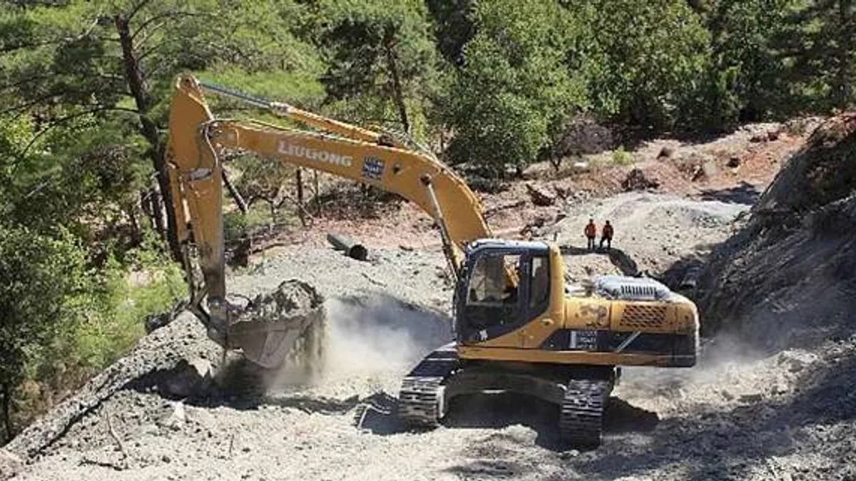 Kumluca Kuzca'da içme suyu çalışması