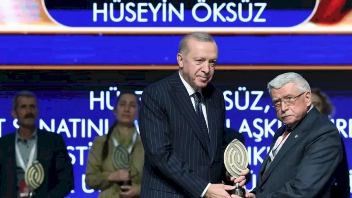Dr. Hüseyin Öksüz’e ‘Yaşayan İnsan Hazineleri’ ödülü