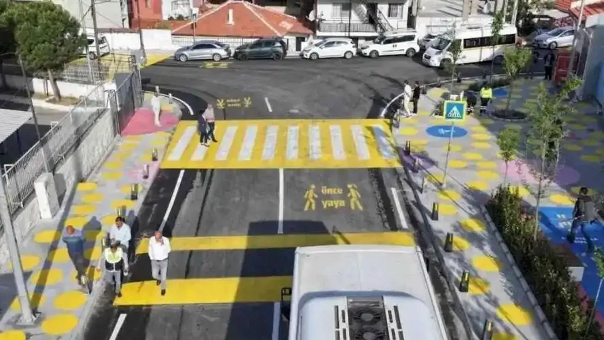 Güzel İzmir Hareketi ile kent dönüşüyor