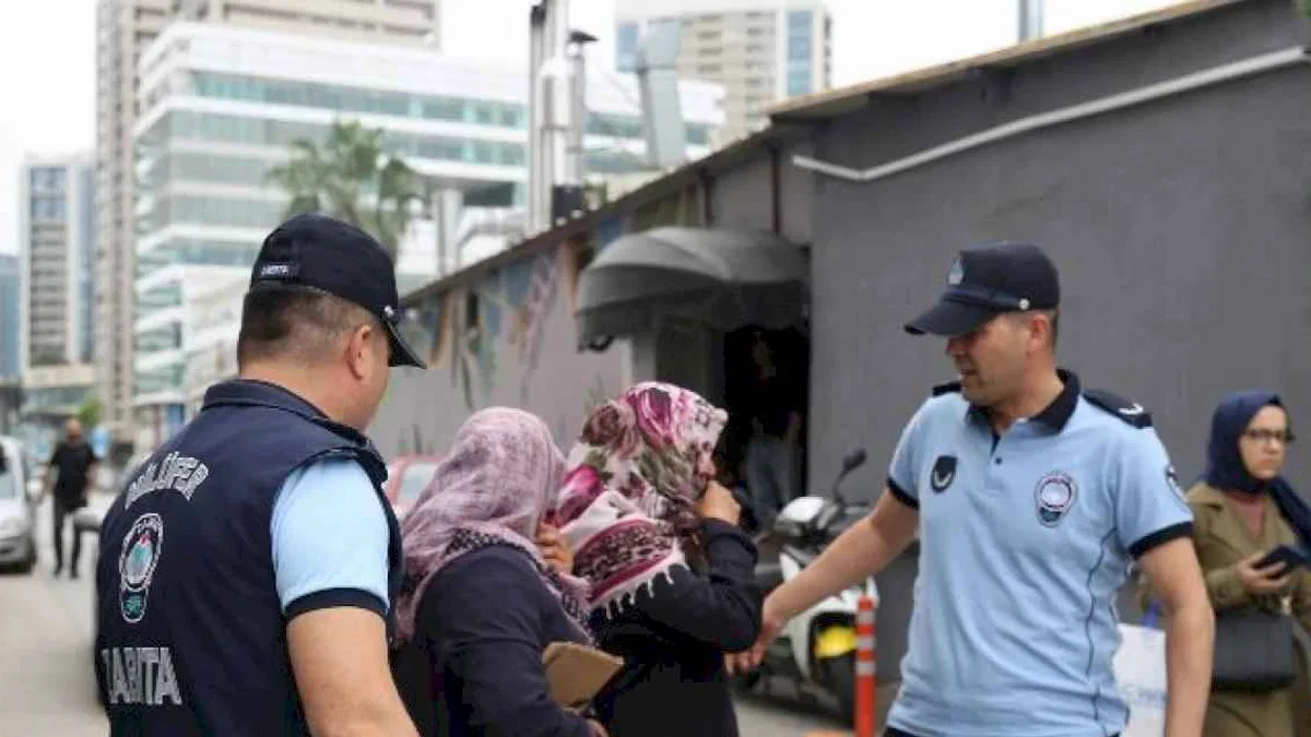 Bursa Nilüfer Zabıtası'ndan dilencilere operasyon