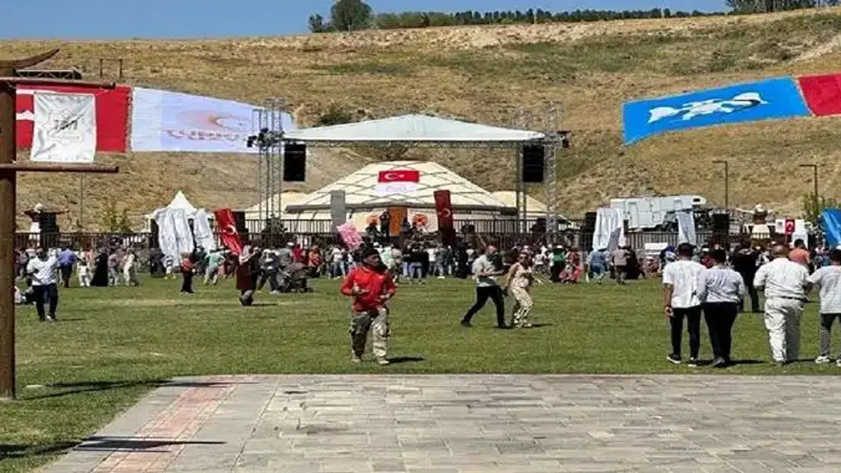 Nevşehir Belediyesi'ne Ahlat'ta tanıtım