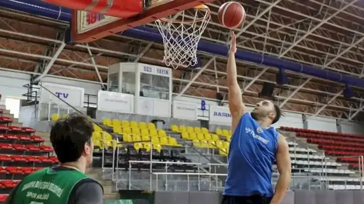 Sakarya Büyükşehir potada play-off hazırlıklarını sürdürüyor