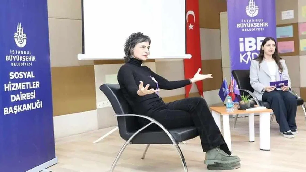 İBB'nin kadın yazar buluşmasına 7 bini aşkın katılım