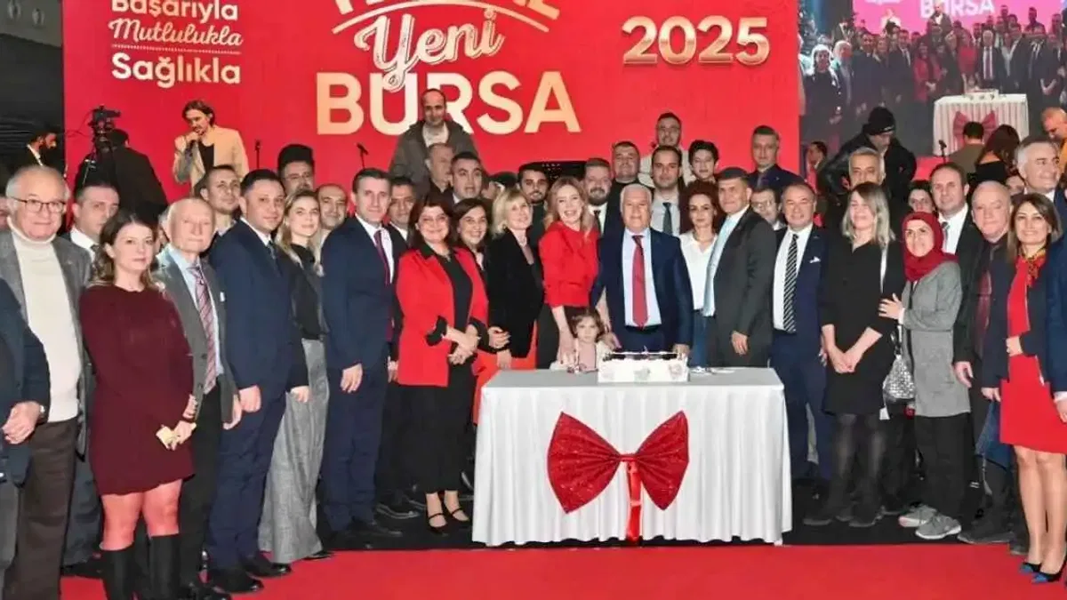 Bursa Büyükşehir ailesi yeni yılı birlikte kutladı