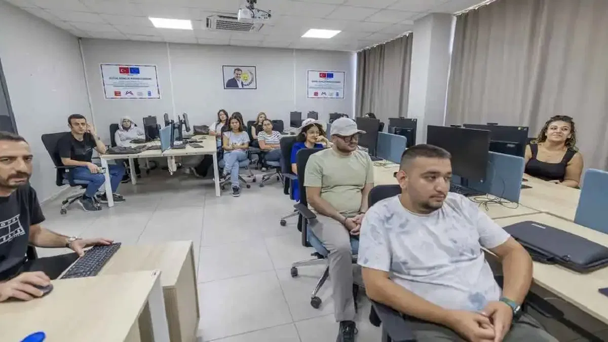 Mersin’de gençlere yazılım eğitimi
