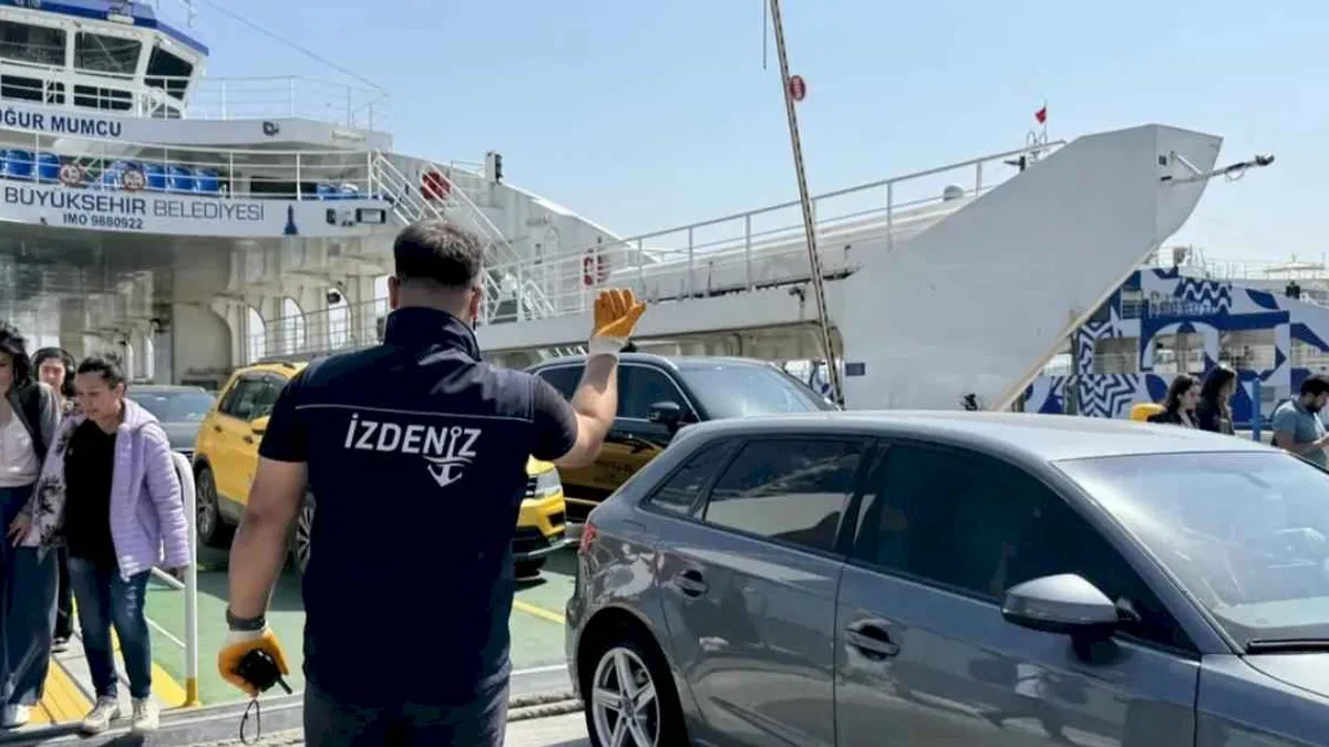İZDENİZ uyardı: Yolculuk bitmeden ayağa kalkmayın!