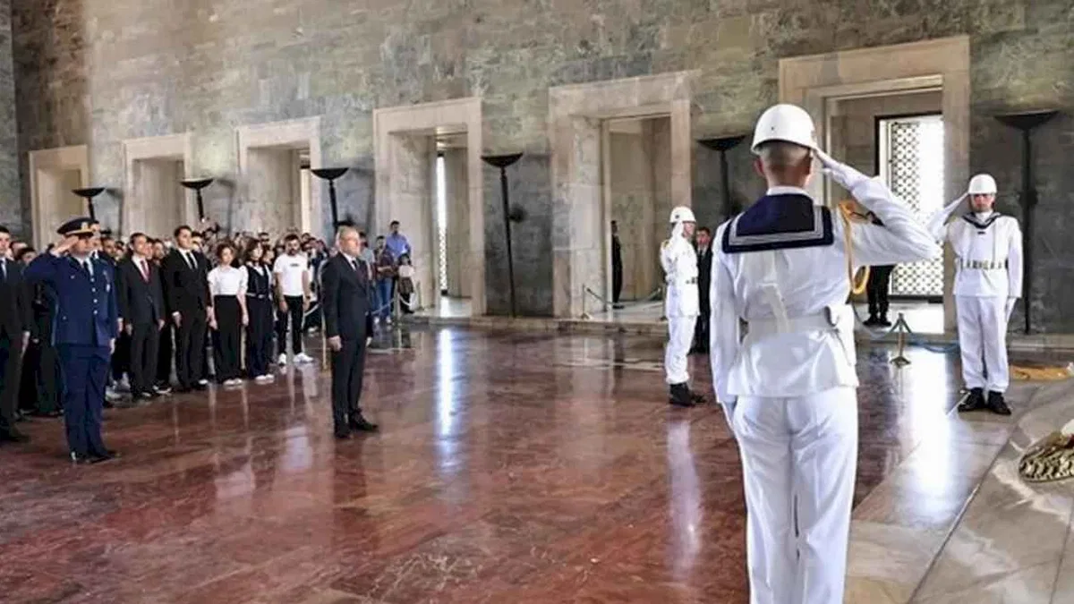 Denizli'den Anıtkabir'e özel ziyaret