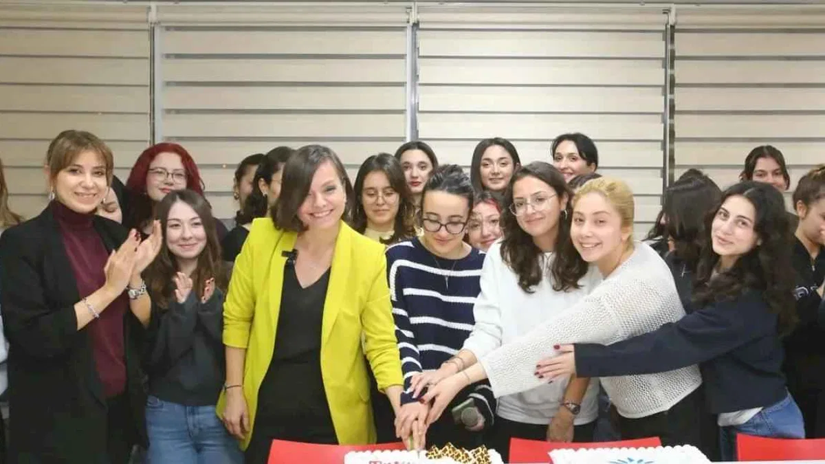 Başkan Kınay: “2025 yılında yaşayan ve yaşatan Karabağlar’ı adım adım hayata geçireceğiz”