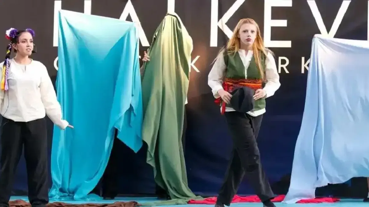 Kocaeli Halkevi Gençlik Merkezi’nde sanat dolu final