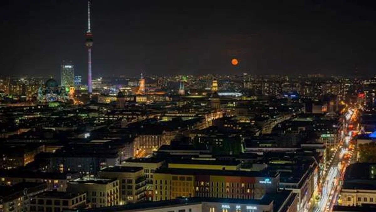 Berlin'de enerji tasarrufu için 200 yapı gece ışıklandırılmayacak