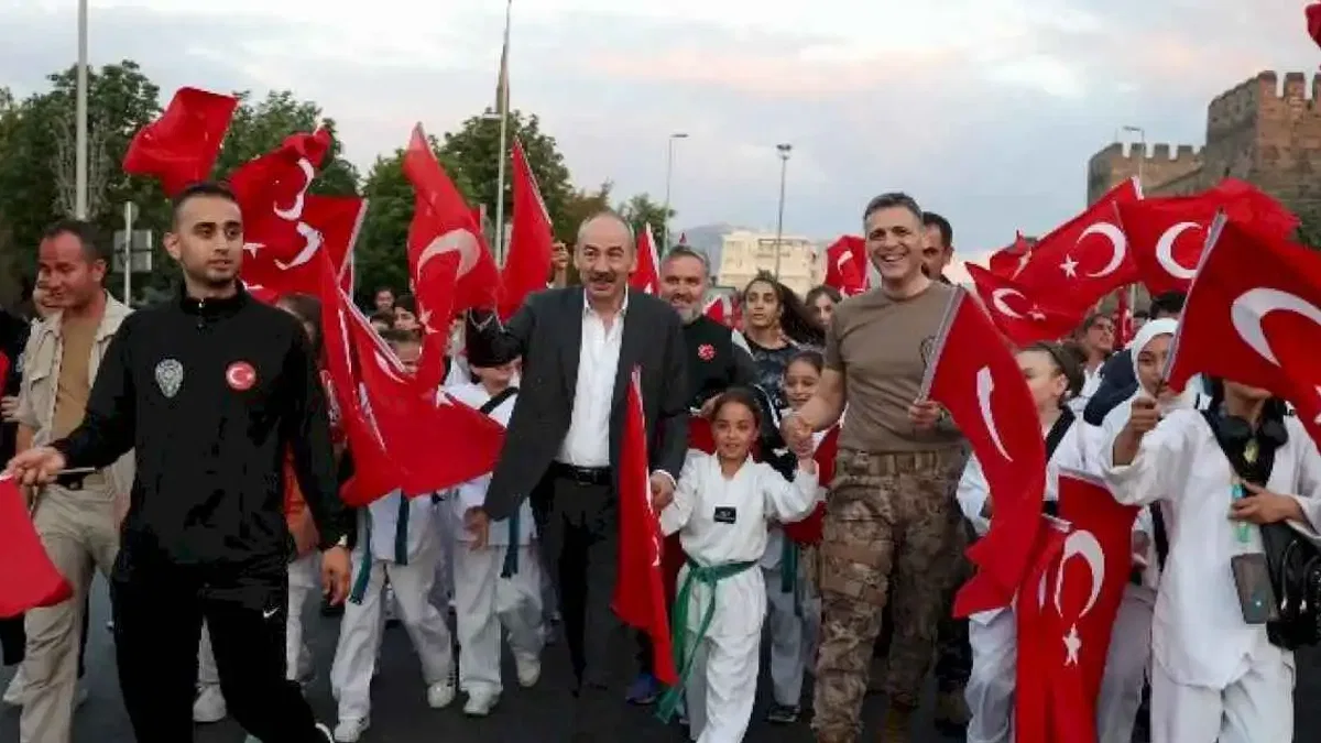 KTO, KAYSO ve KTB, 15 Temmuz Milletin Zaferi’nde meydanda nöbetteydi
