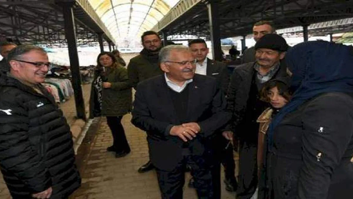 Memduh Büyükkılıç'tan Kayseri turu