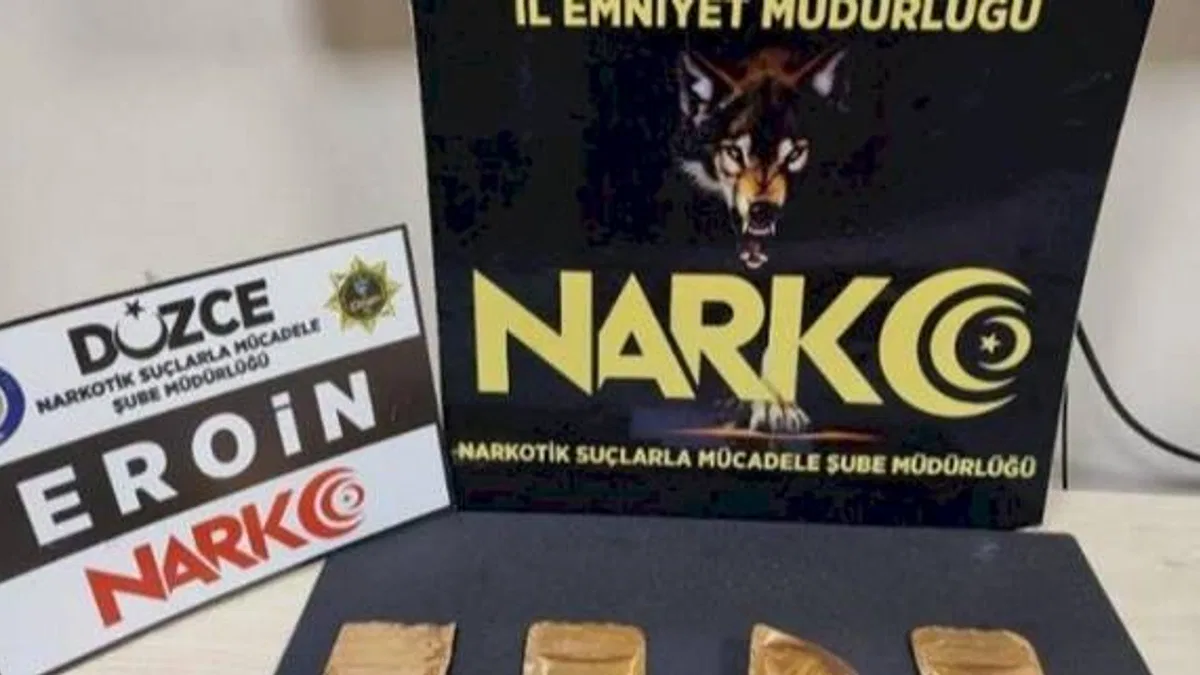 Düzce'de eroin ile yakalanan 3 şüpheli tutuklandı