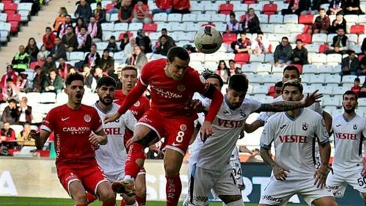 Bitexen Antalyaspor 1-1 Trabzonspor (Maç Sonucu) Antalya'da kazanan yok!