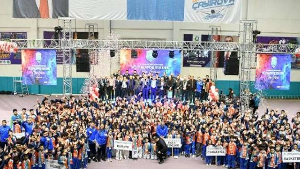 Çayırova 2023'te 50 kupa kazandı