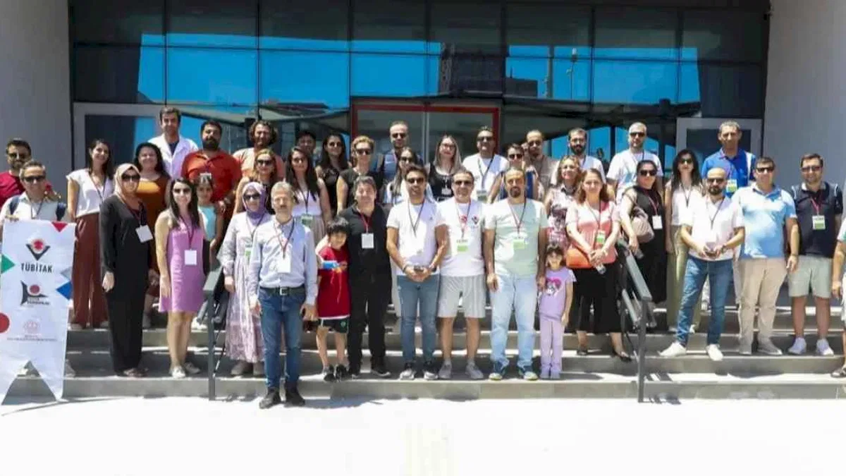 Öğretmenler gökyüzüne yolculuk yaptı