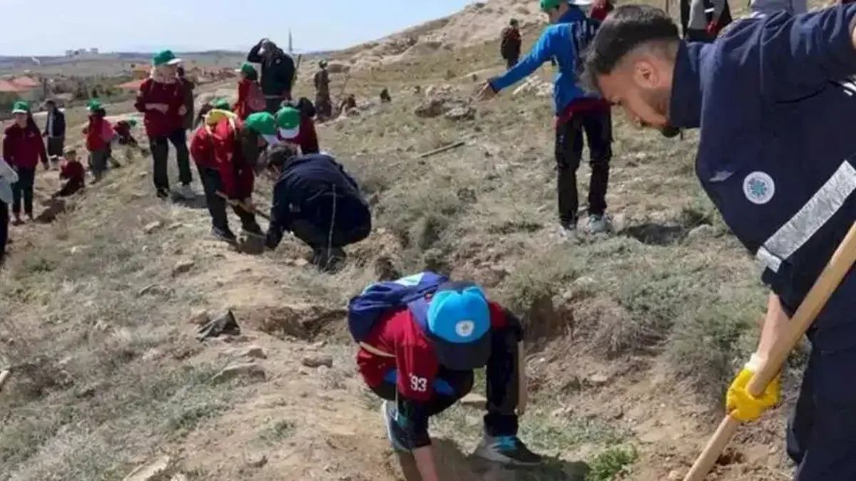 Konya Selçuklu’da yeşil doku güçlenmeye devam ediyor