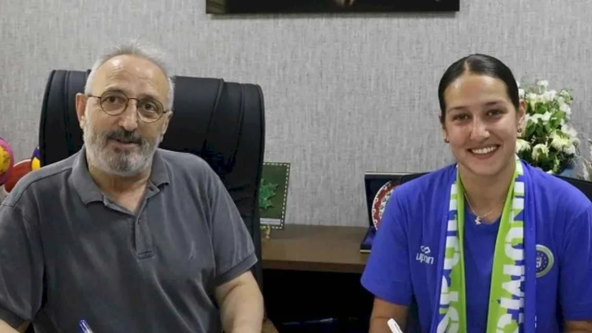 Bursa Büyükşehir Belediyespor transferi tamamladı