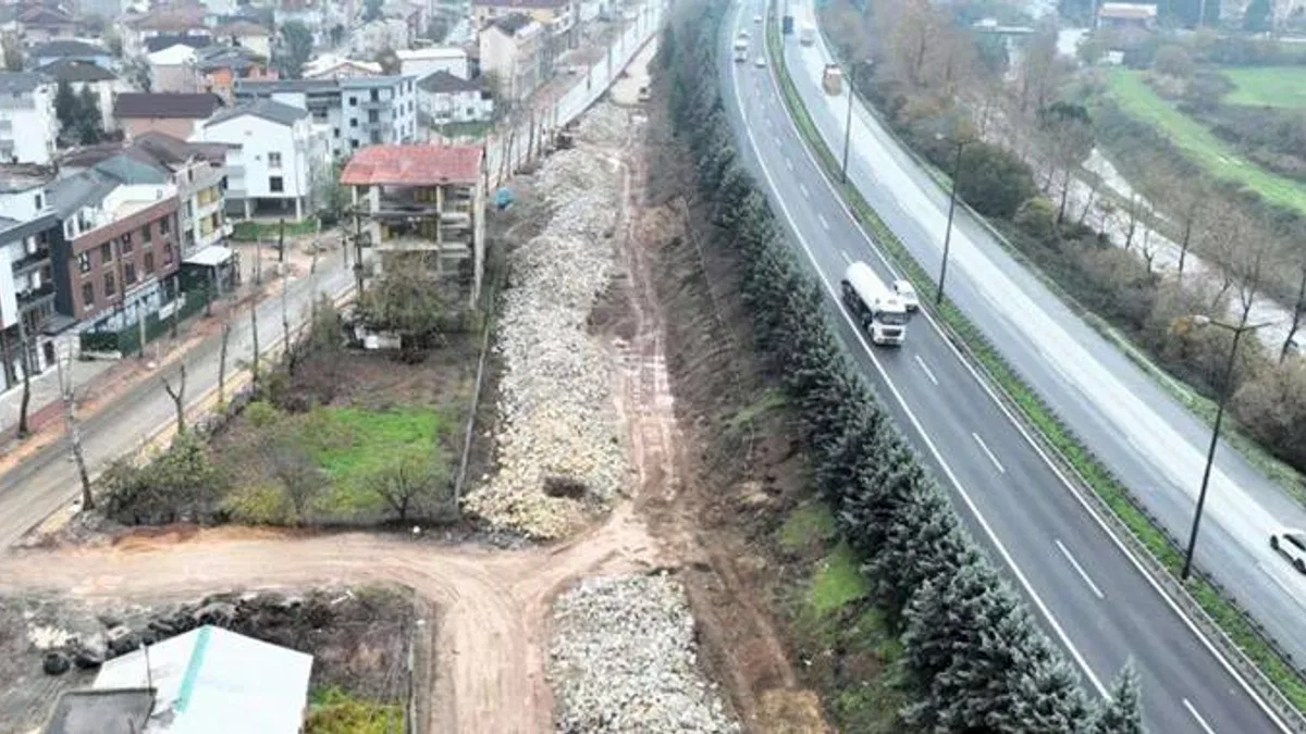 Kocaeli Büyükşehir ulaşıma nefes aldırıyor