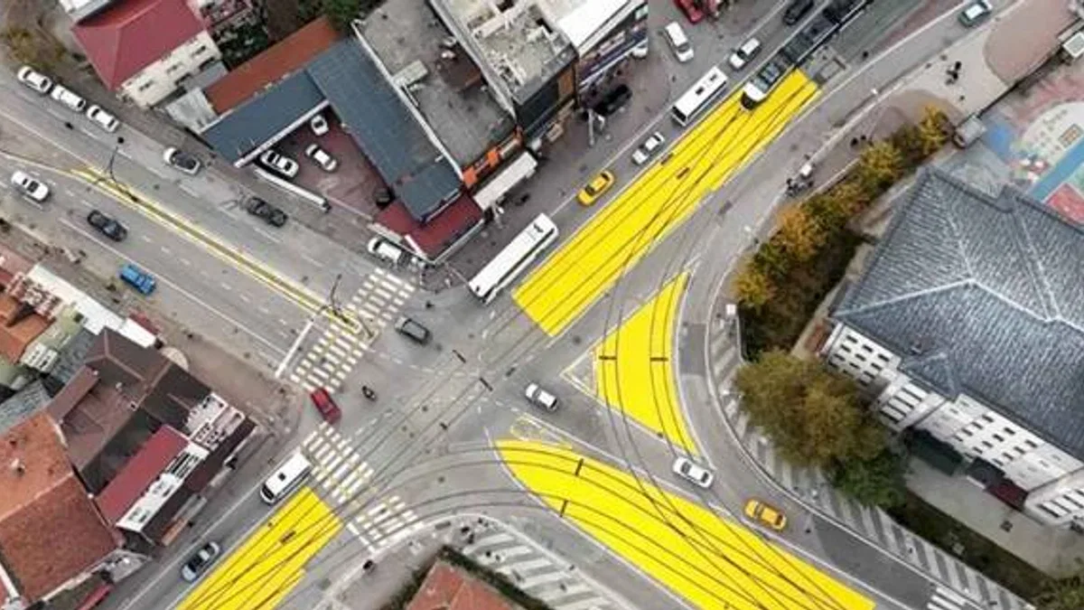 Kocaeli'nde tramvay hattında yaya güvenlik çalışması