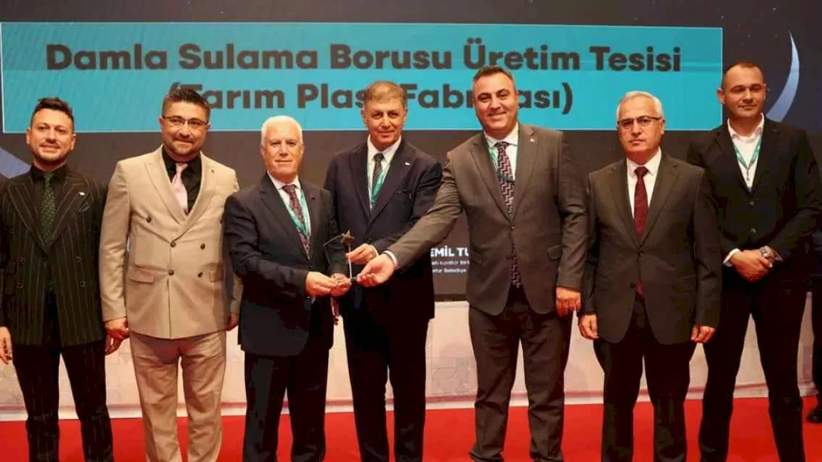 Bursa Büyükşehir'e çiftçi ve çevre dostu ödülü
