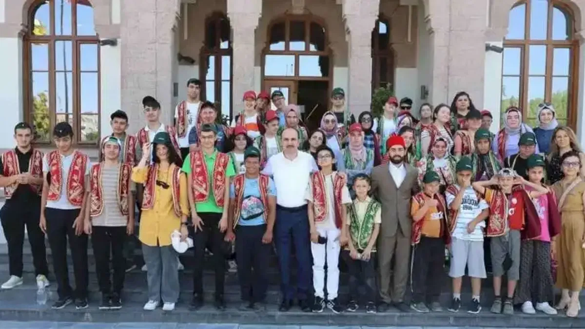 Konya’da özel gençler yaz okulu ile hem eğleniyor hem öğreniyor