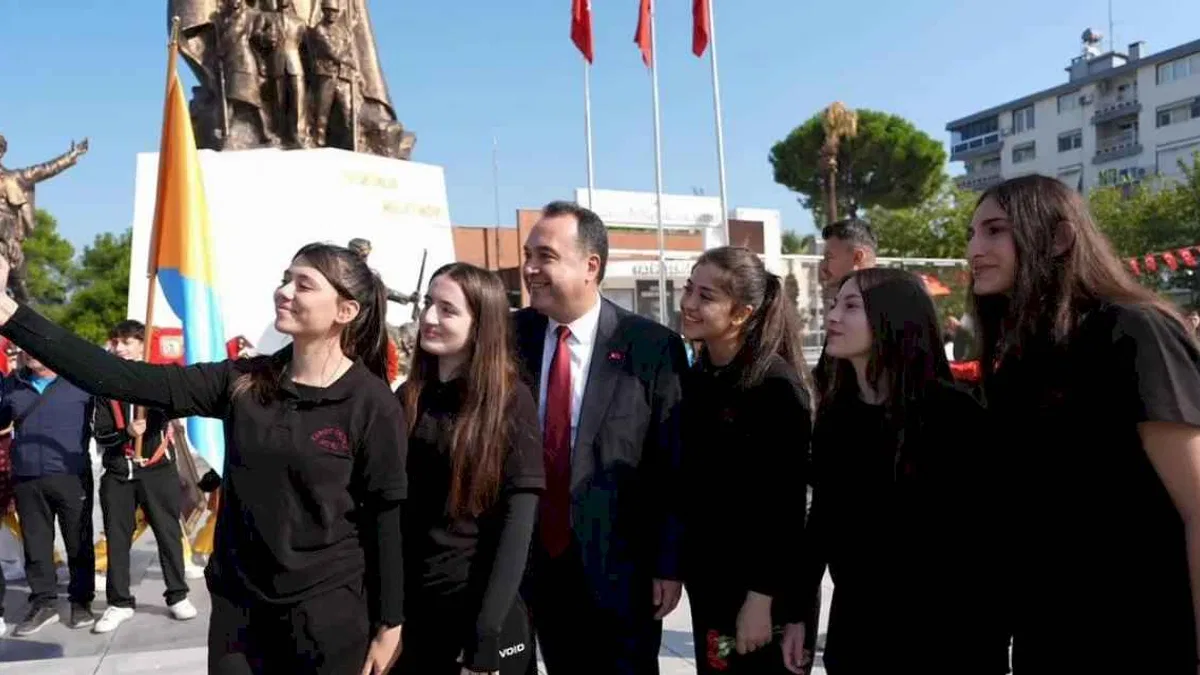 Atatürk'ün Manisa'ya gelişinin 100. yılı kutlandı