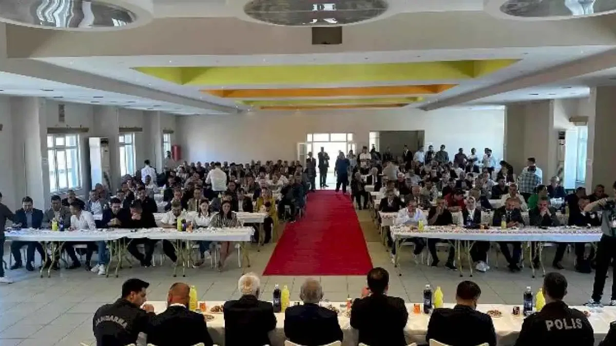 İpsala’da resmi bayramlaşmaya yoğun ilgi