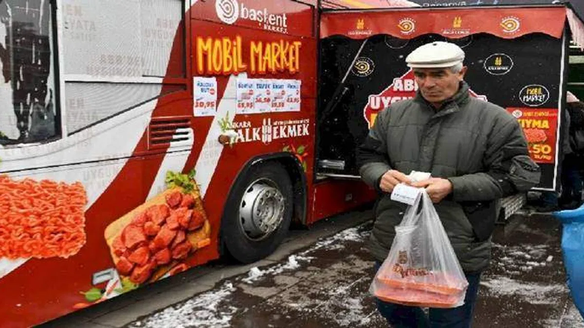 Mobil Market'te ucuz ete devam
