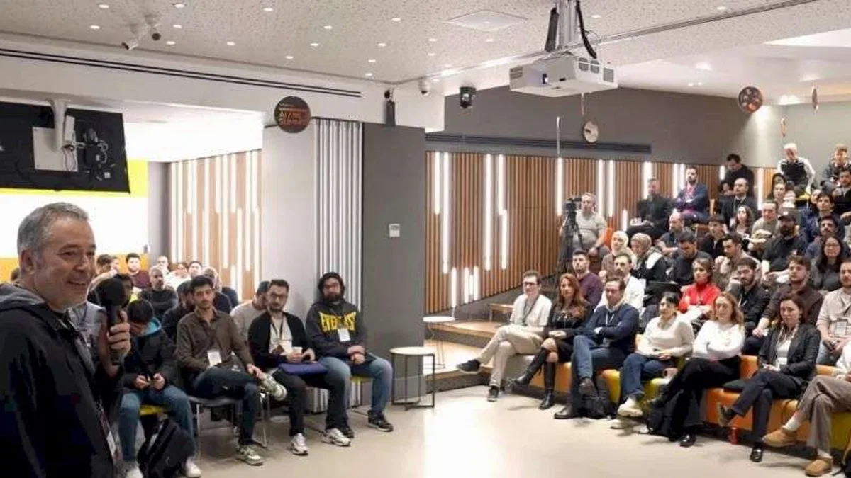 Yeni Nesil Yapay Zeka  'AI Agent' Dünyasına Yolculuk