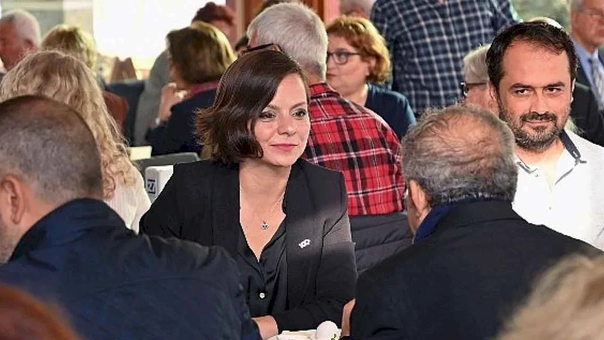Başkan Kınay: Dik duran öğretmenlerimizin yetiştireceği dik duran nesillere ihtiyacımız var