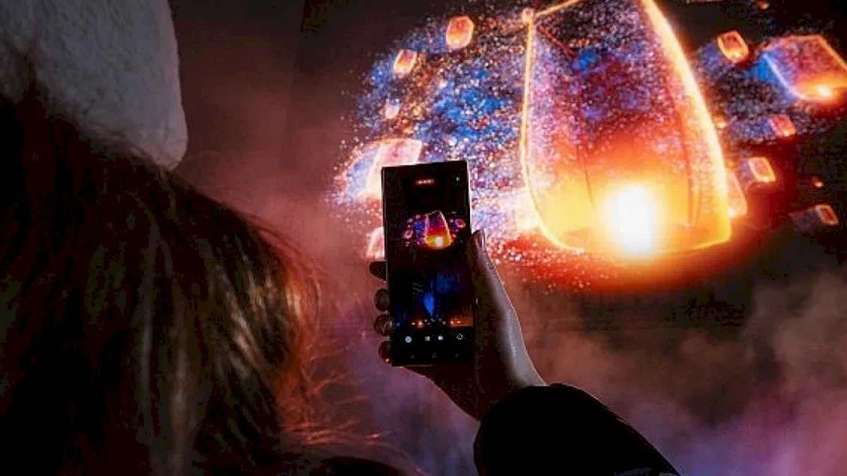 Samsung, Hologram deneyimiyle mobil cihazlarla etkileşime geçmenin yeni yollarını tanıttı