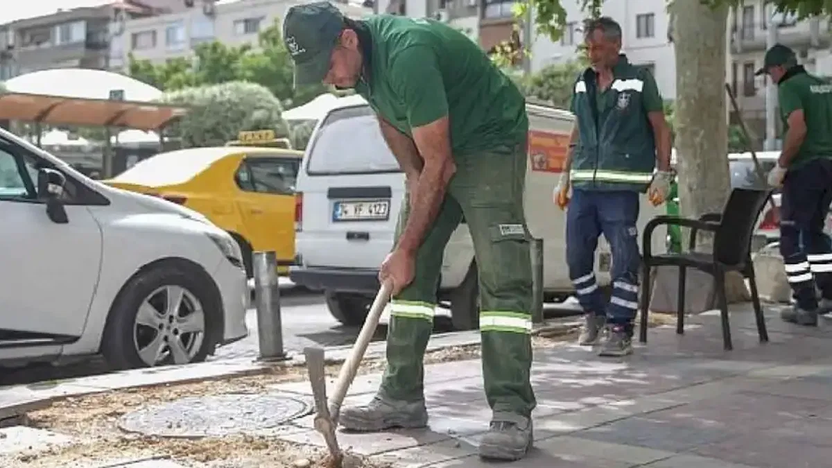 Konak'ta kaldırımlar mercek altında