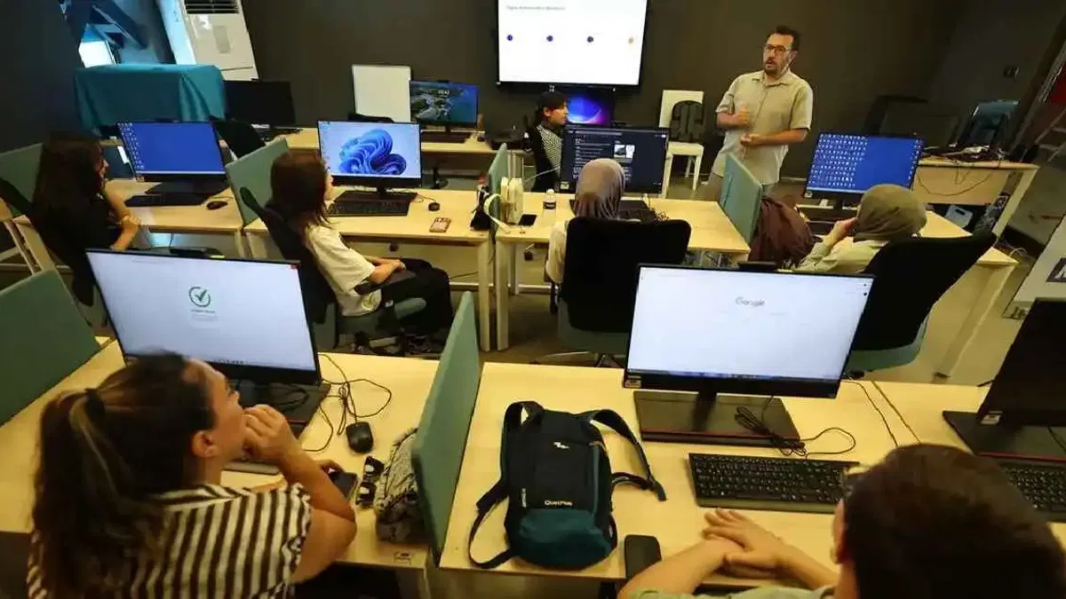 Sakarya Genç Atölye’de ilk hafta eğitimleri tamamlandı