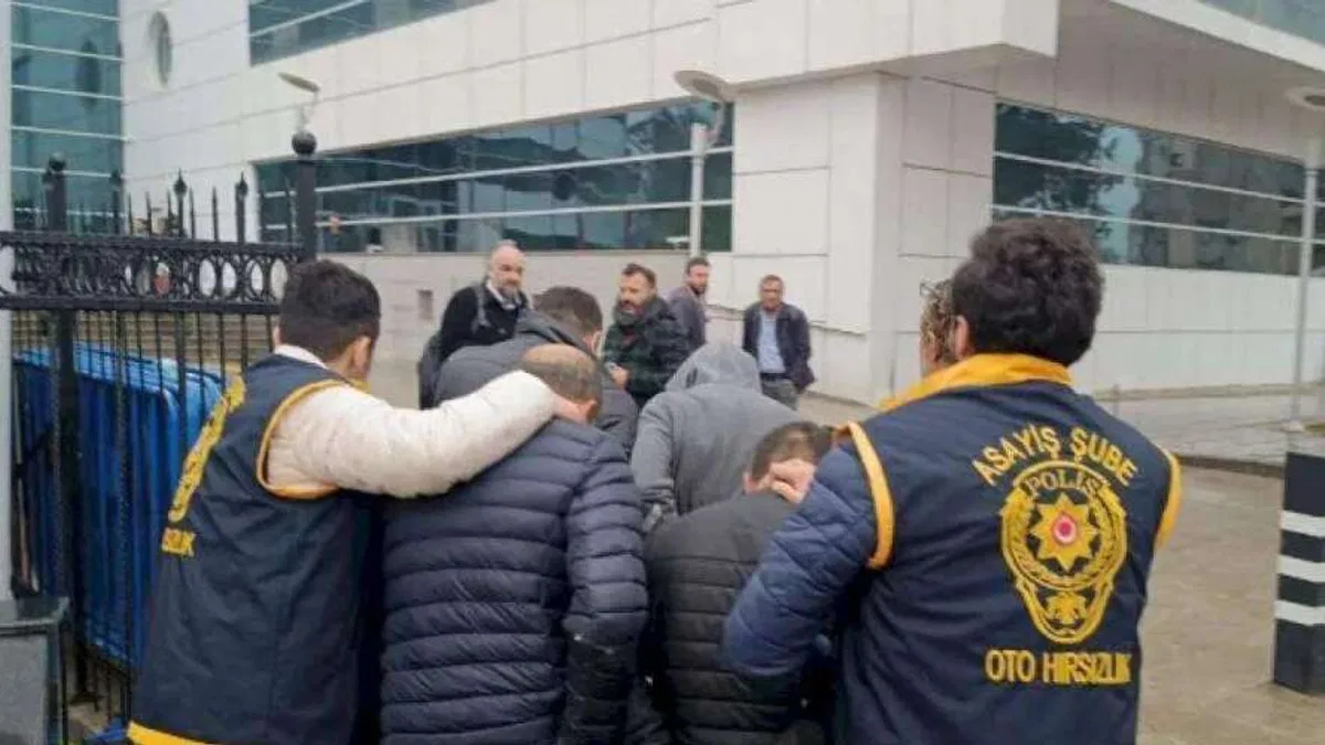 Kombi hırsızlık şüphelileri adliyeye sevk edildi