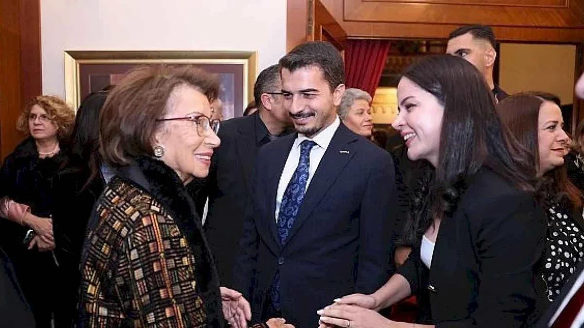 Başkan Güner, "Bir Cumhuriyet Şarkısı" Galasına Katıldı