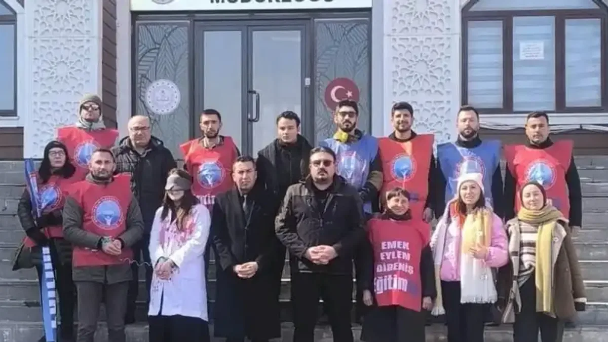 Okuldaki cinayete Eğitim-İş Ağrı Şubesi’nden sert tepki!