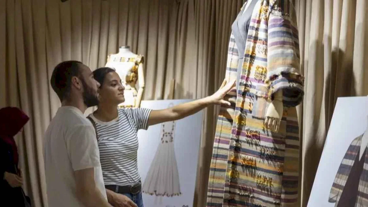 Dilek Hanif’ten Mersin’e özgü moda şöleni