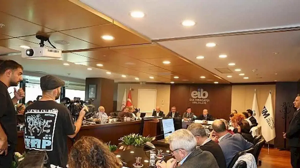 Türkiye, 200 bin ton zeytinyağı, 100 bin ton sofralık zeytin ihracat hedefiyle yeni sezona girdi