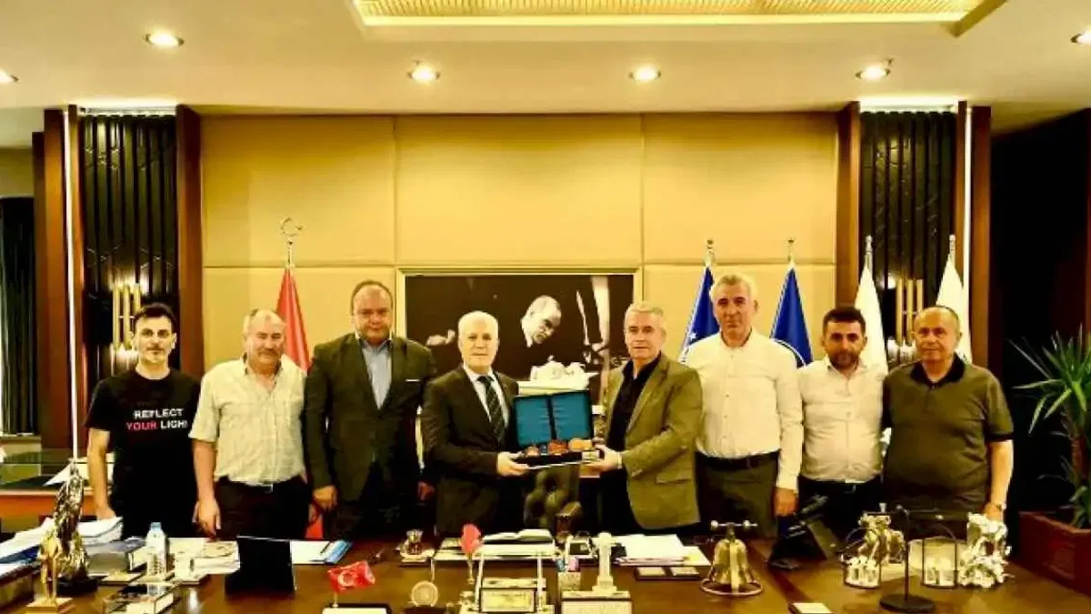 Bursa Bilecikliler Derneği'nden Başkan Bozbey’e ziyaret