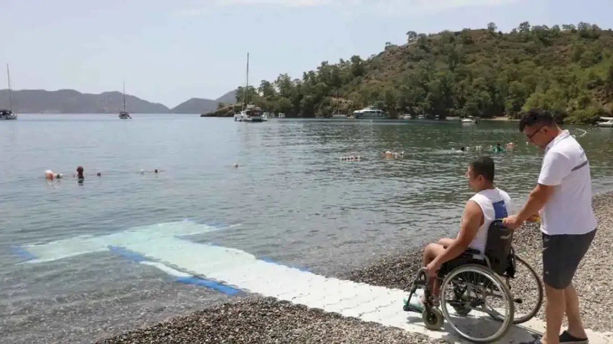 Muğla’da engelsiz plajlarla hayat kolaylaşıyor