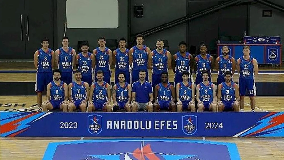 Anadolu Efes, Yeni Sezon Öncesinde Kamera Karşısına Geçti