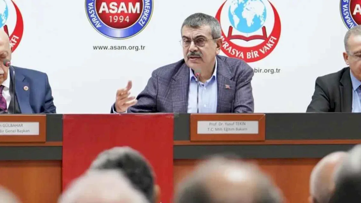 Bakan Tekin: Kendimize özgü model oldu