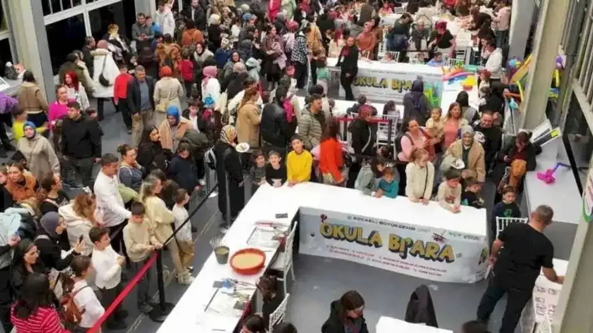 "Okula Bi' Ara" ile 3 günde 80 bin ziyaretçi ağırlandı