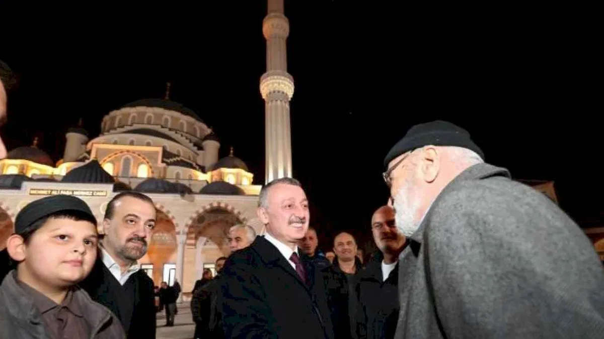 Mehmet Ali Paşa Merkez Caminde ilk teravih